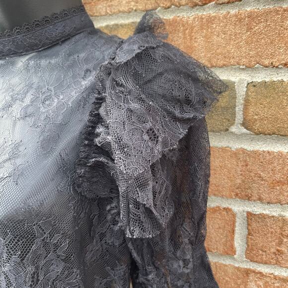 Romantic Gothic Black Lace top sz L Sheer coquette Scalloped Elegant Whimsigoth - Picture 3 of 12